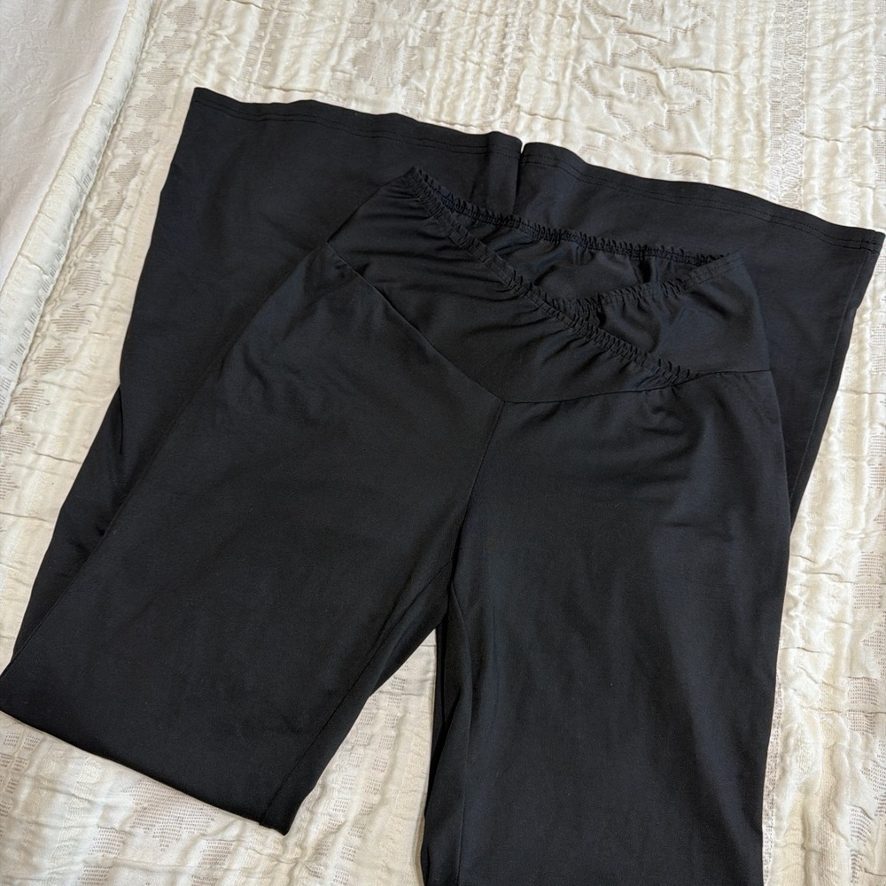 Black Yoga Pants